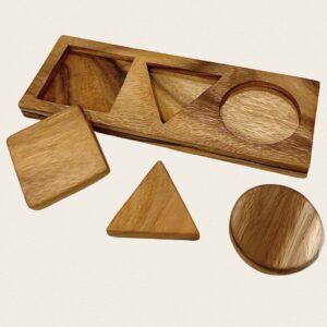 Encaje de madera con formas geométricas