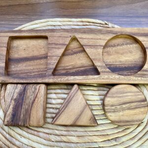 Encaje de madera con formas geométricas<span> - </span>Marrón