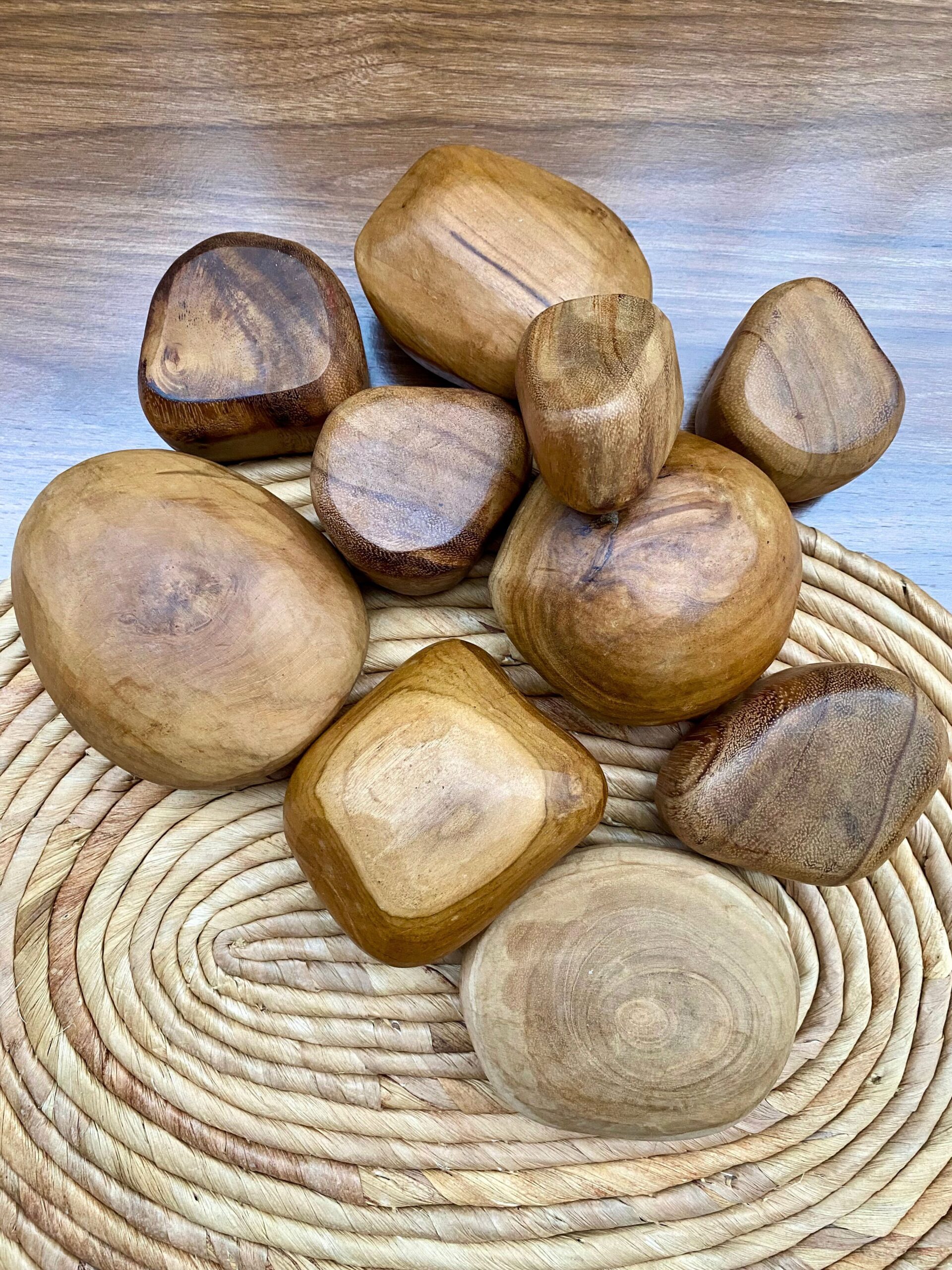 Rocas apilables de madera natural - Imagen 2