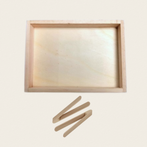 Bandeja y pinzas de madera